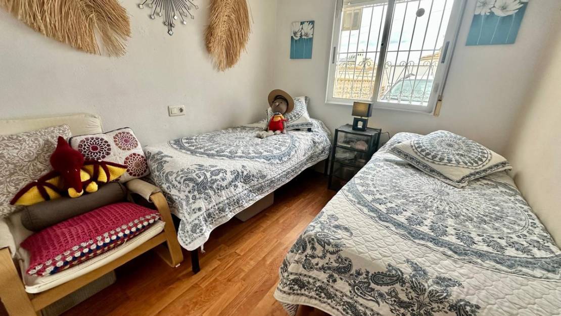 Sale - Villa - Torrevieja - El chaparral