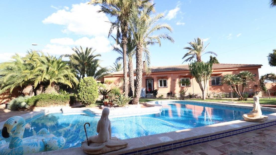 Sale - Villa - Torrevieja - El chaparral