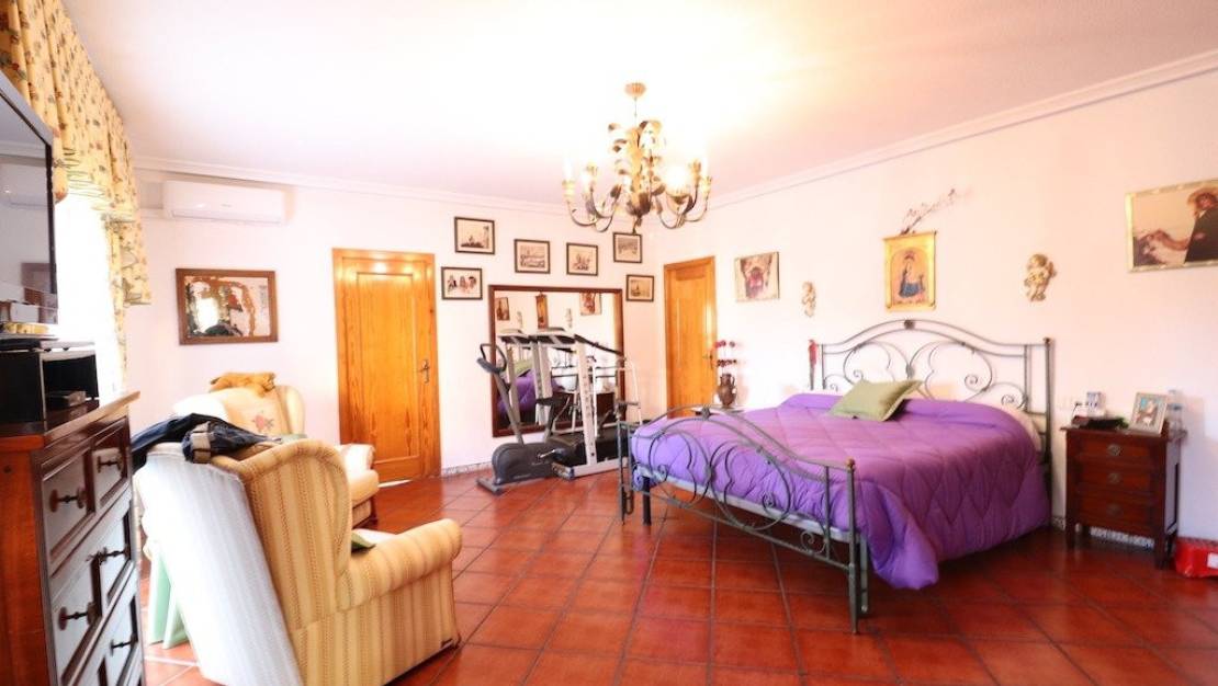 Sale - Villa - Torrevieja - El chaparral