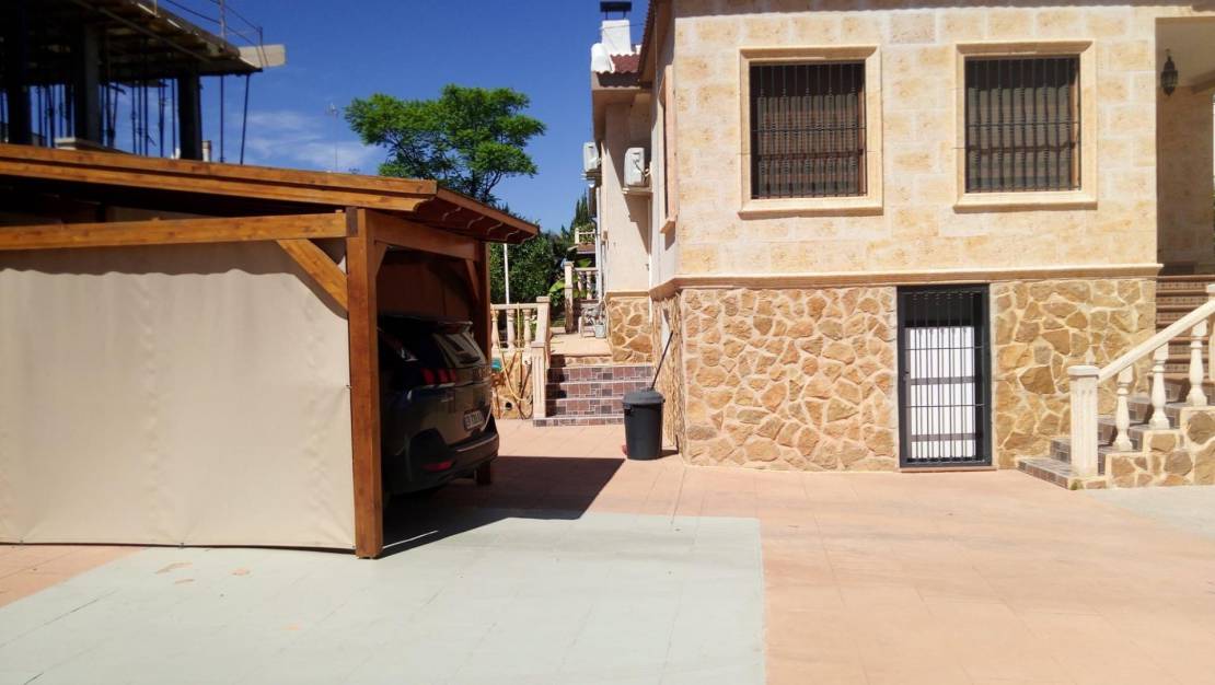 Sale - Villa - Torrevieja - Eliseos playa