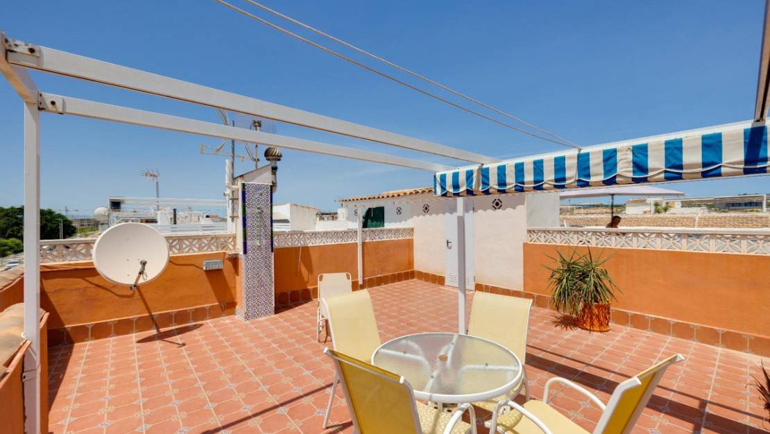 Sale - Villa - Torrevieja - Jardin del Mar