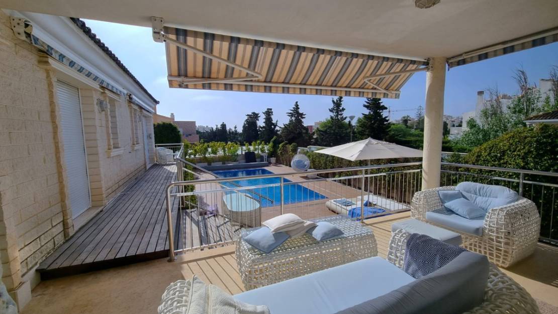 Sale - Villa - Torrevieja - La Mata