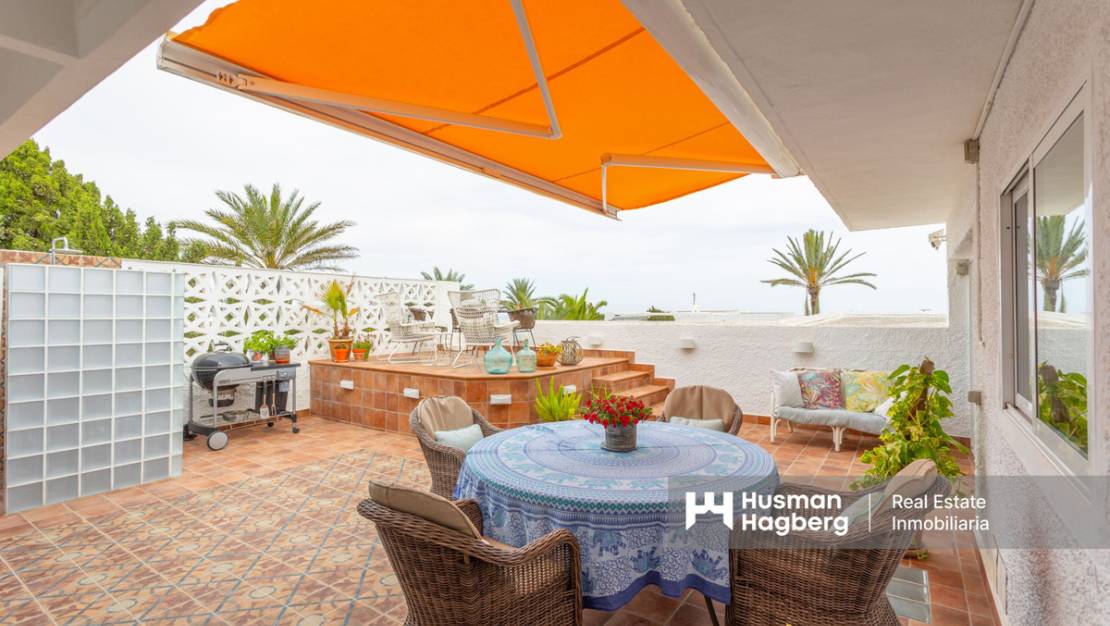 Sale - Villa - Torrevieja - La Mata