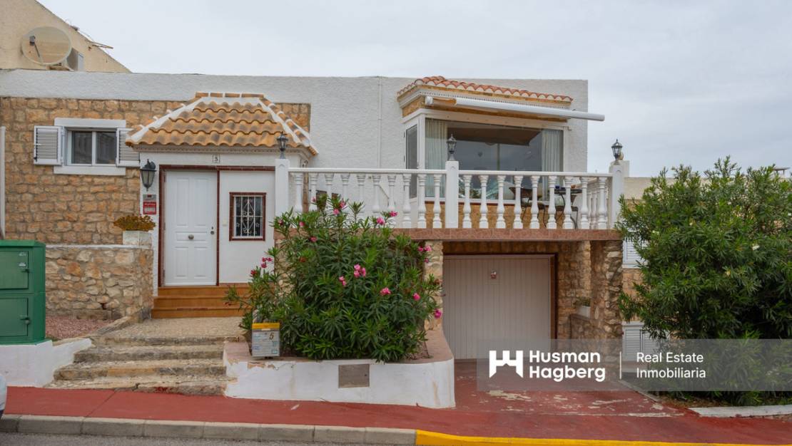 Sale - Villa - Torrevieja - La Mata