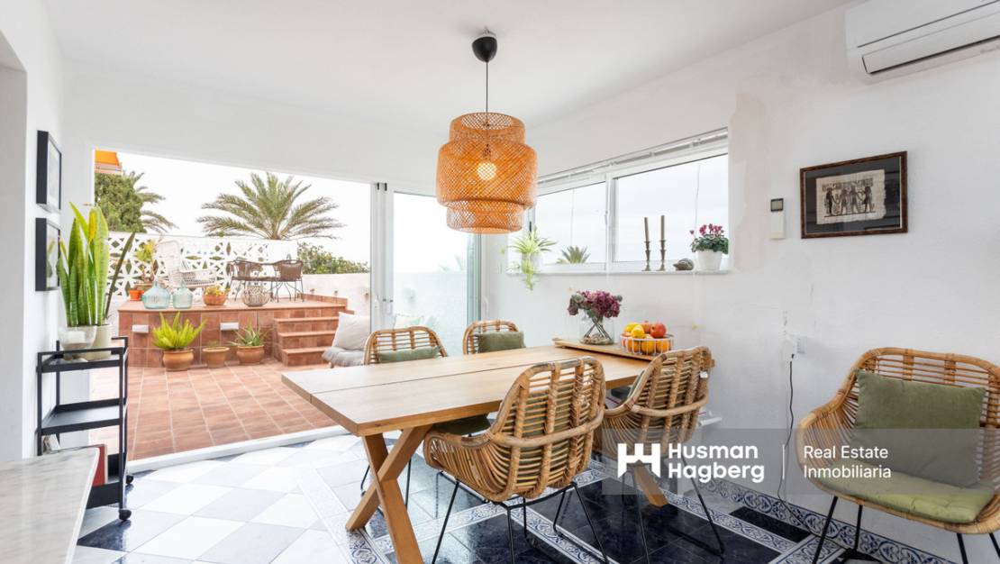 Sale - Villa - Torrevieja - La Mata