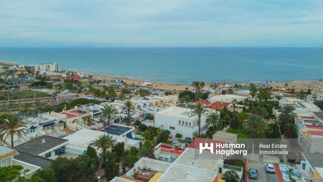 Sale - Villa - Torrevieja - La Mata