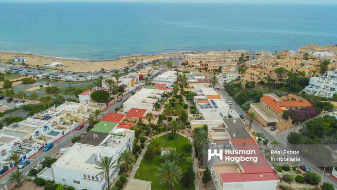 Sale - Villa - Torrevieja - La Mata