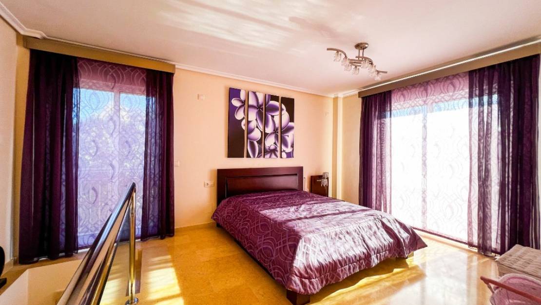 Sale - Villa - Torrevieja - La Mata