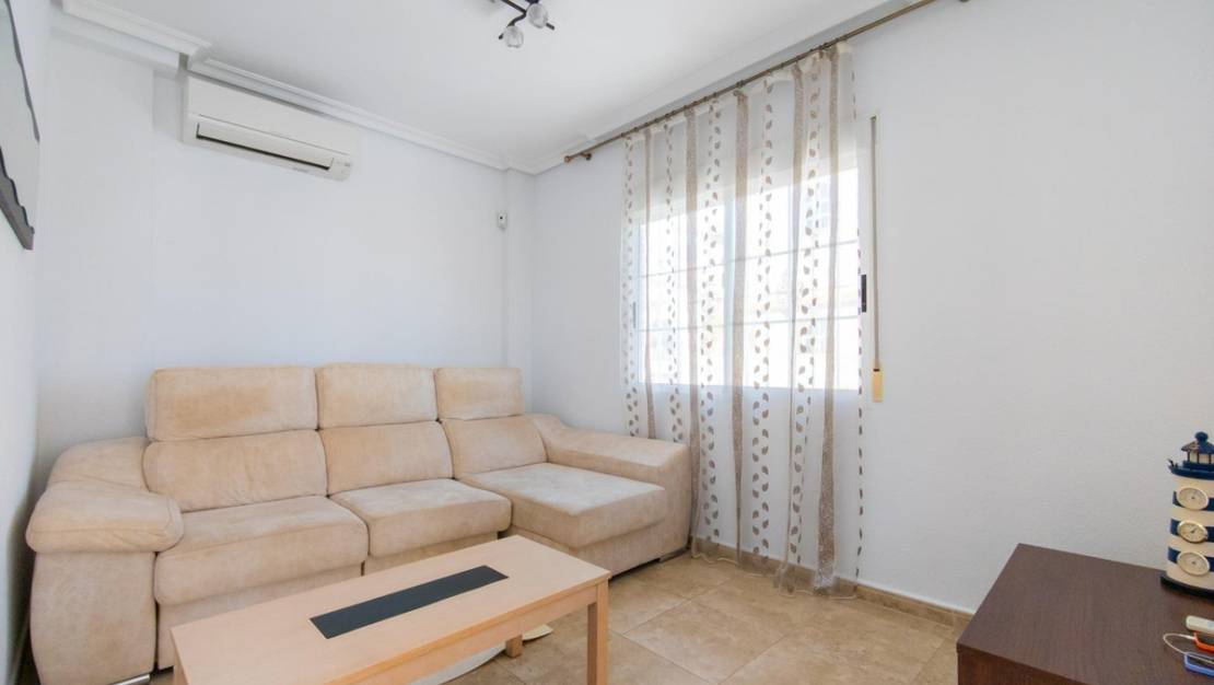 Sale - Villa - Torrevieja - La Mata