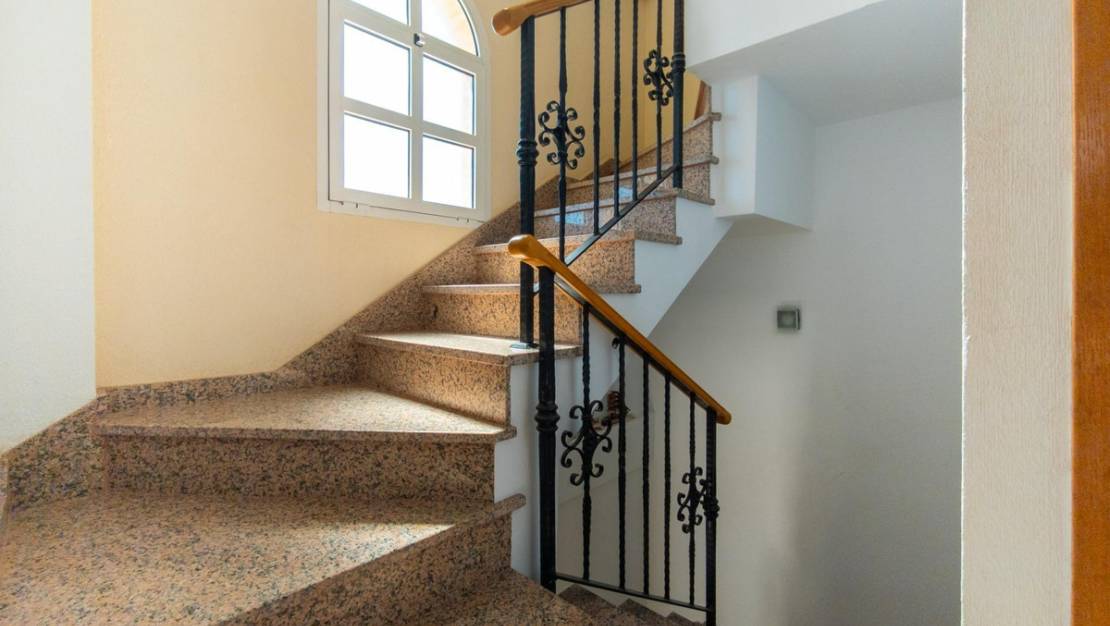 Sale - Villa - Torrevieja - La Mata