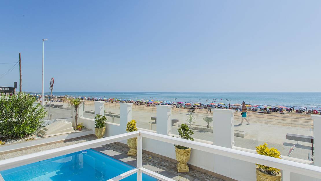 Sale - Villa - Torrevieja - La Mata