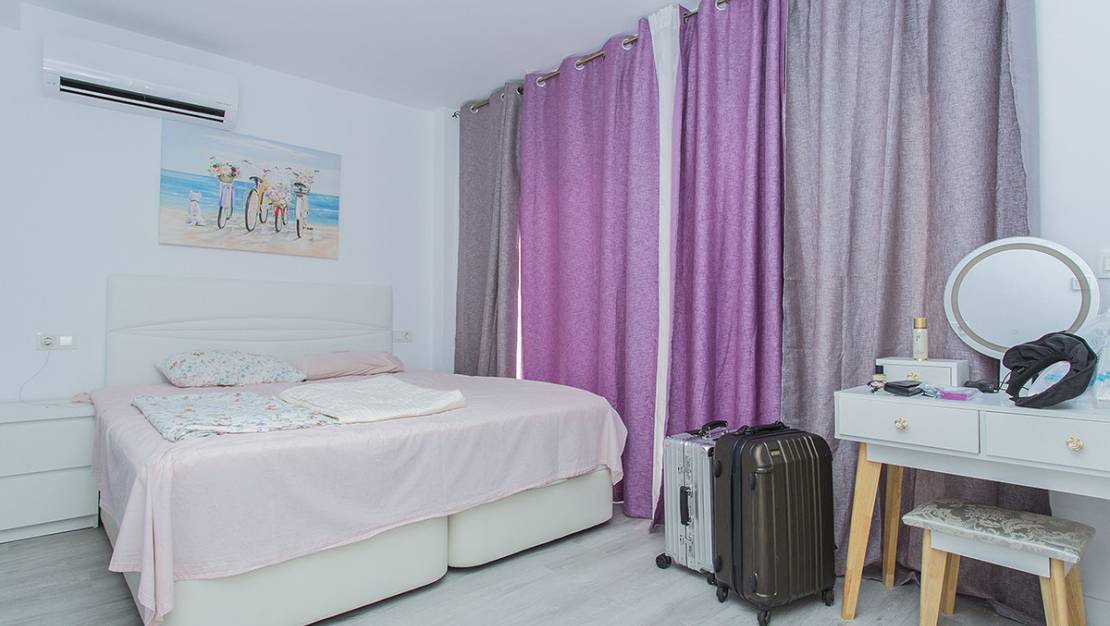 Sale - Villa - Torrevieja - La Mata