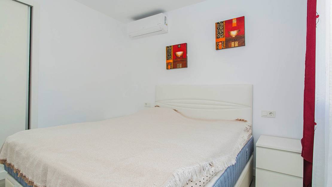 Sale - Villa - Torrevieja - La Mata