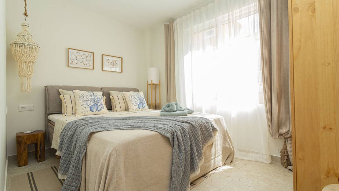 Sale - Villa - Torrevieja - La Mata