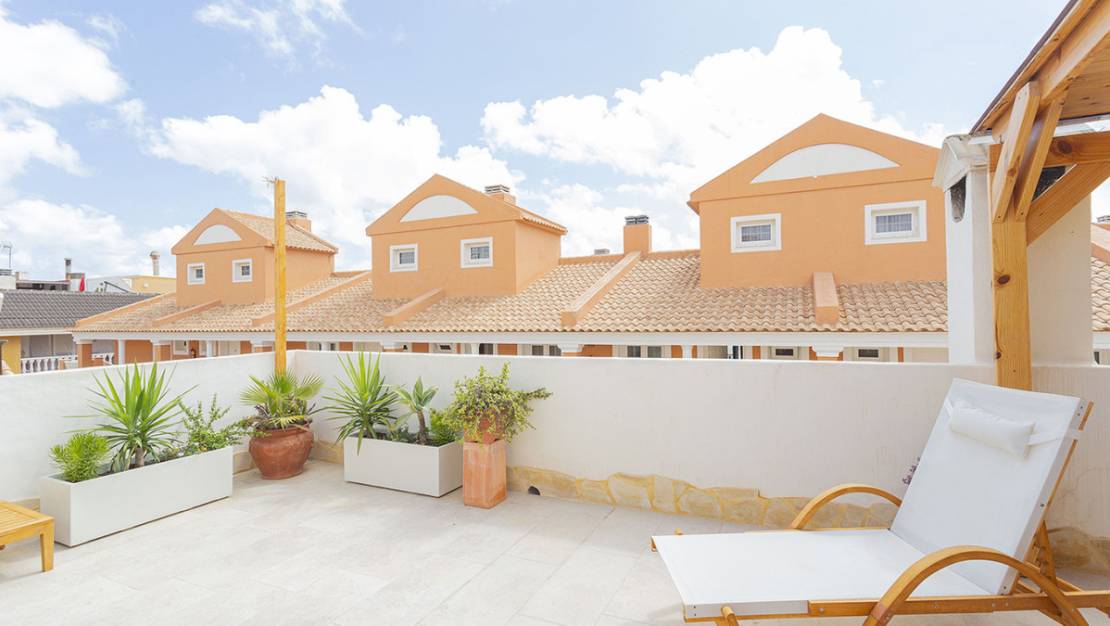 Sale - Villa - Torrevieja - La Mata
