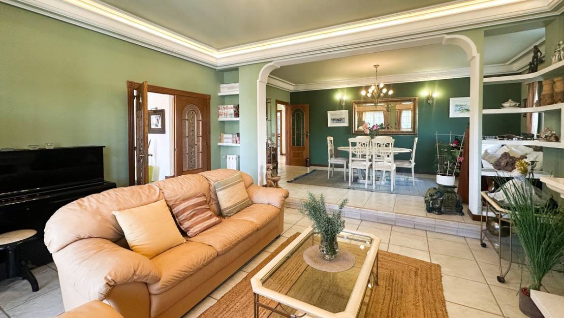 Sale - Villa - Torrevieja - La Mata