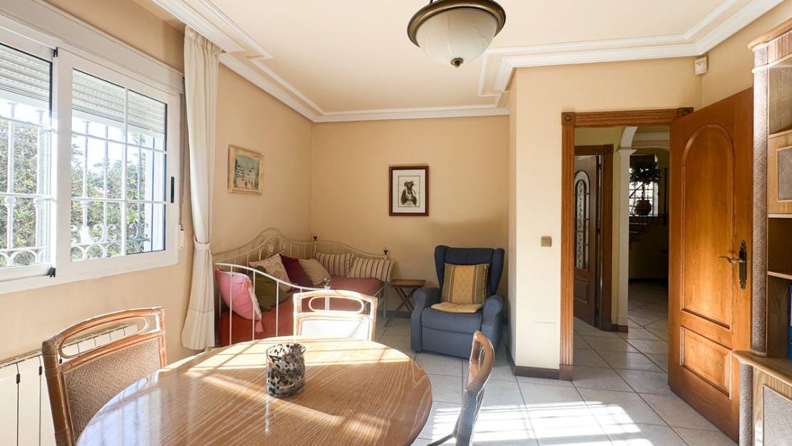 Sale - Villa - Torrevieja - La Mata