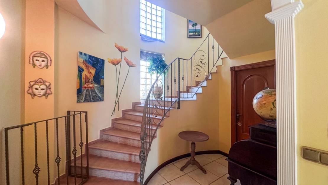 Sale - Villa - Torrevieja - La Mata