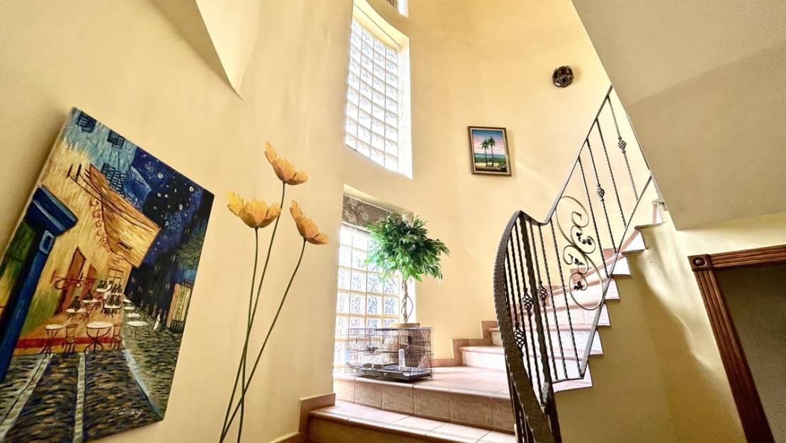 Sale - Villa - Torrevieja - La Mata