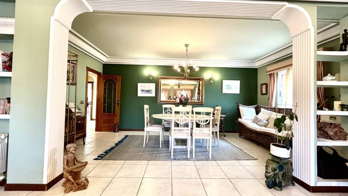 Sale - Villa - Torrevieja - La Mata