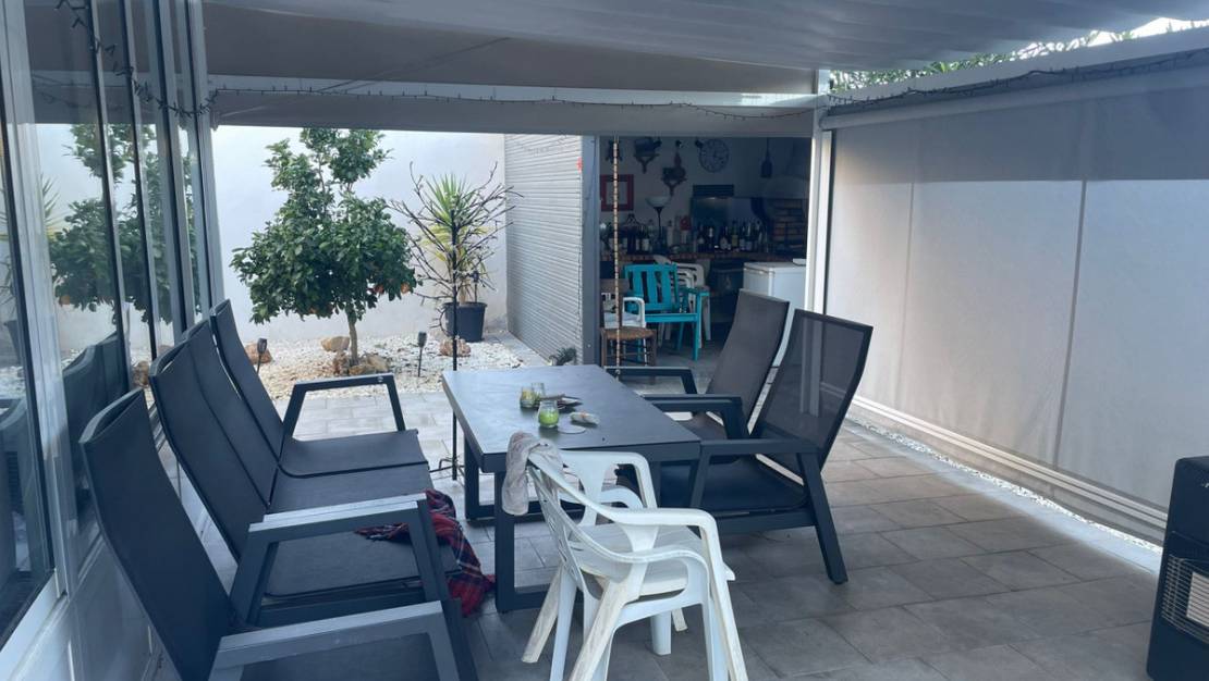 Sale - Villa - Torrevieja - La Mata