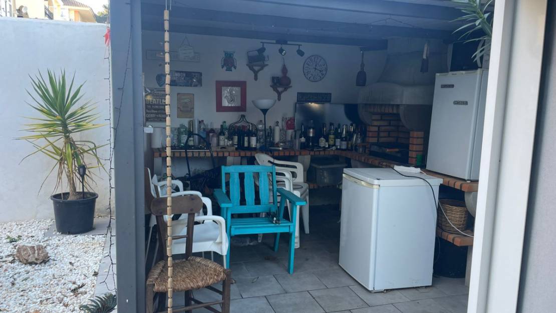 Sale - Villa - Torrevieja - La Mata