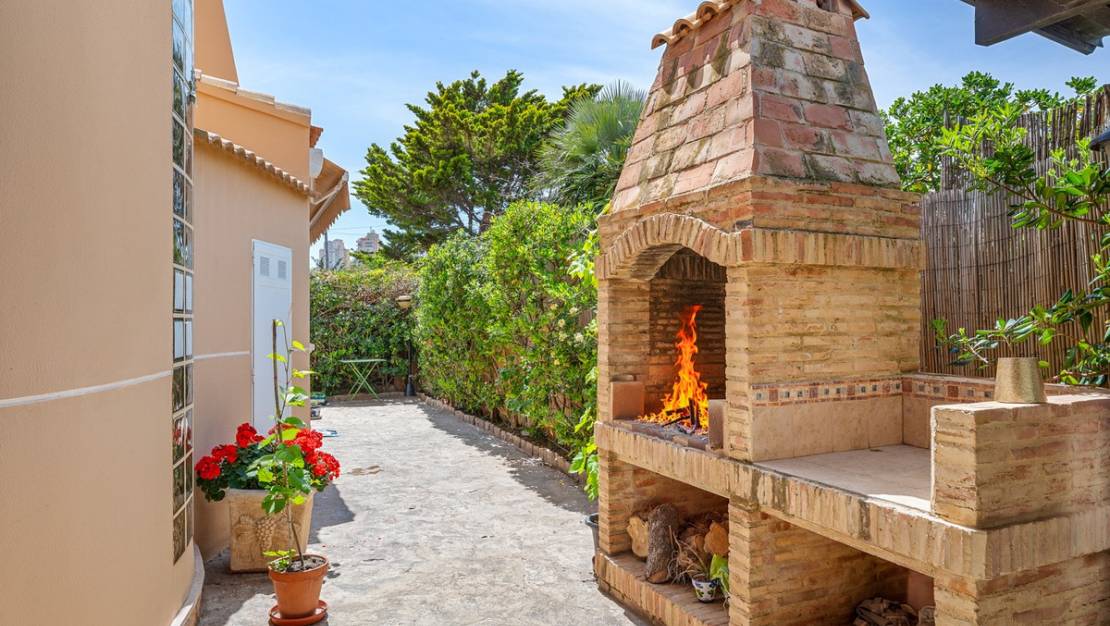Sale - Villa - Torrevieja - La Mata