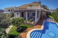 Sale - Villa - Torrevieja - La Mata
