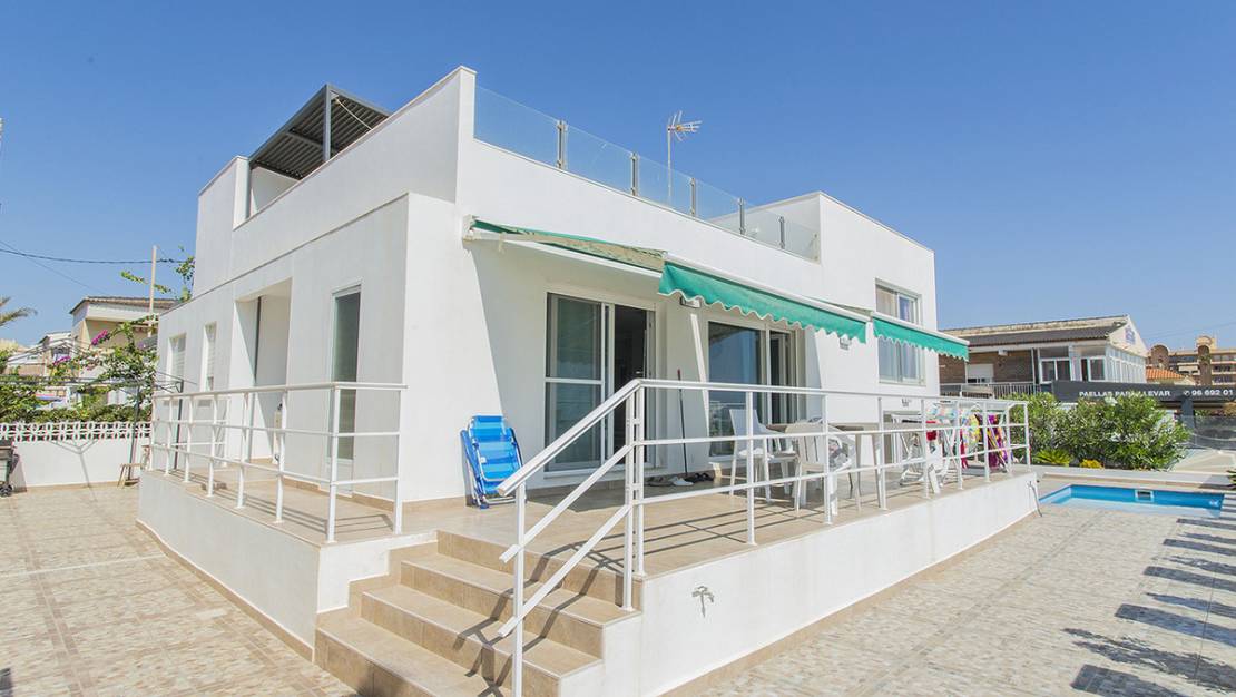 Sale - Villa - Torrevieja - La Mata