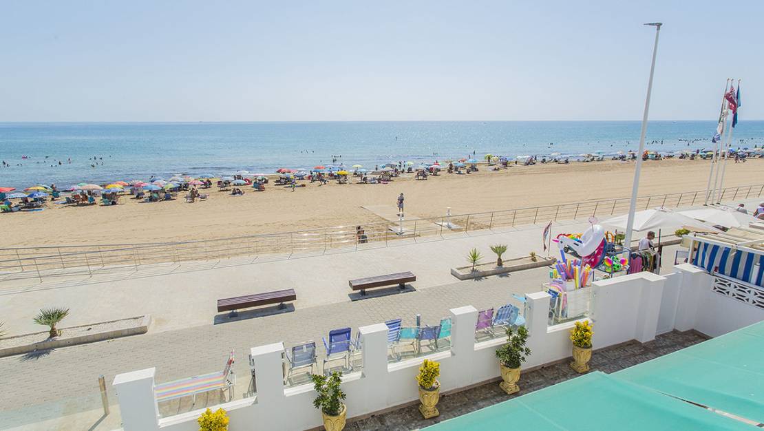 Sale - Villa - Torrevieja - La Mata