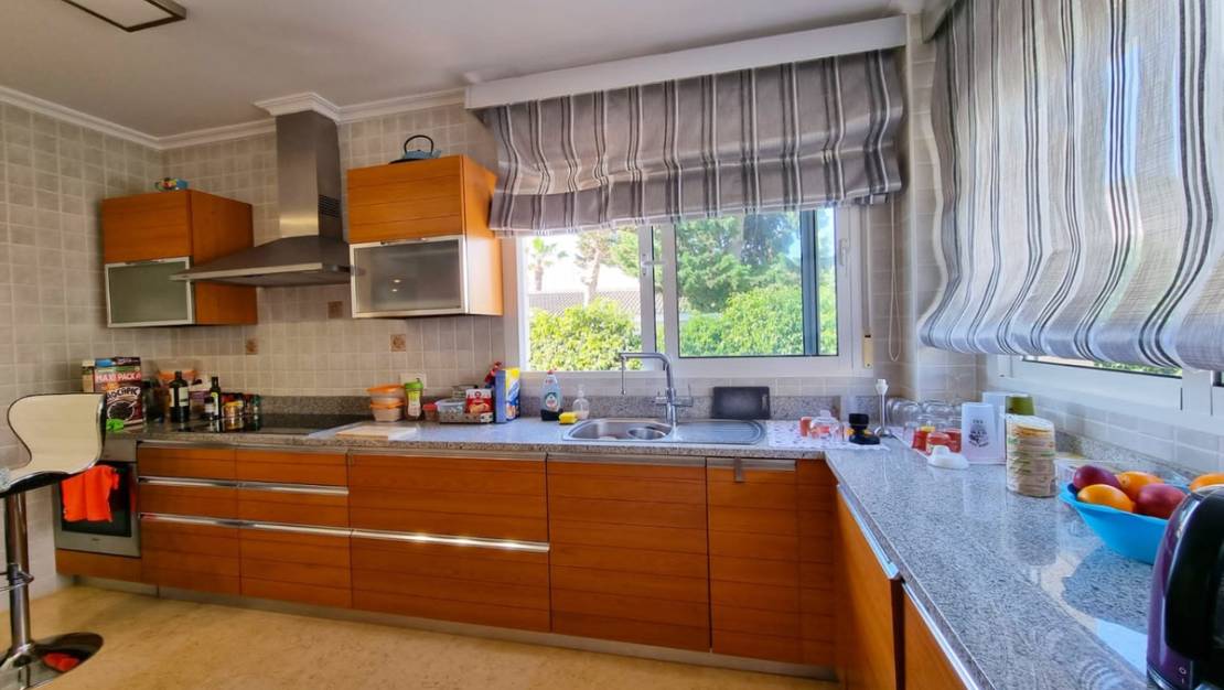 Sale - Villa - Torrevieja - La Mata