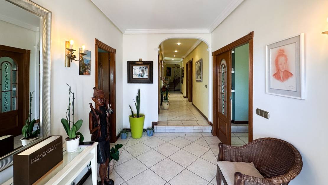 Sale - Villa - Torrevieja - La Mata