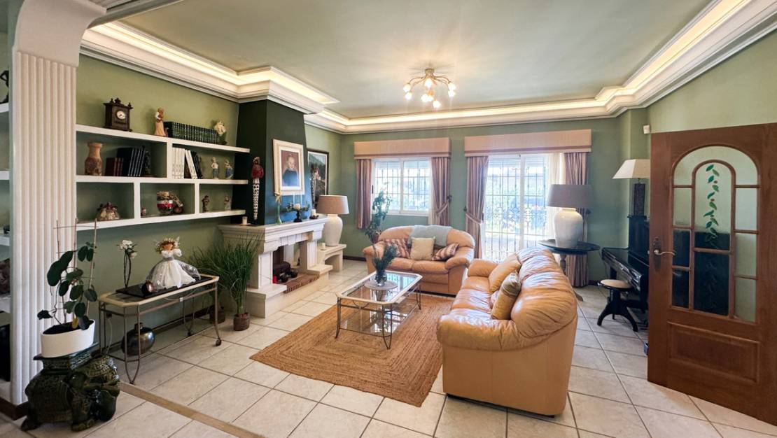 Sale - Villa - Torrevieja - La Mata