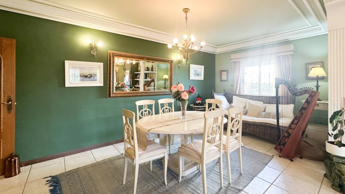 Sale - Villa - Torrevieja - La Mata
