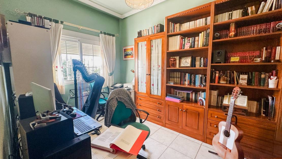 Sale - Villa - Torrevieja - La Mata