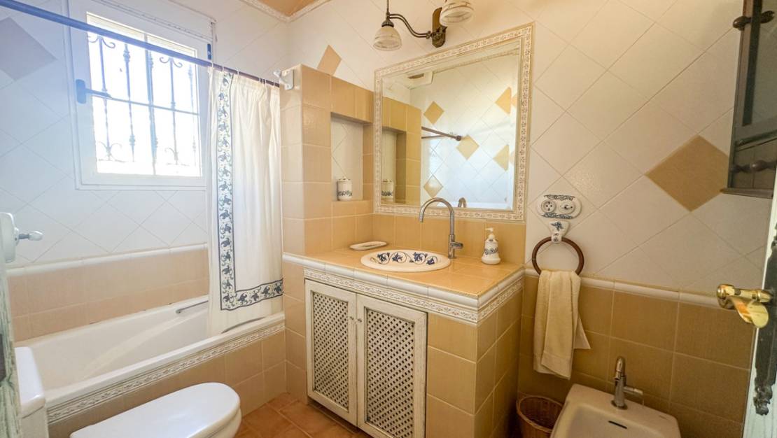 Sale - Villa - Torrevieja - La Mata