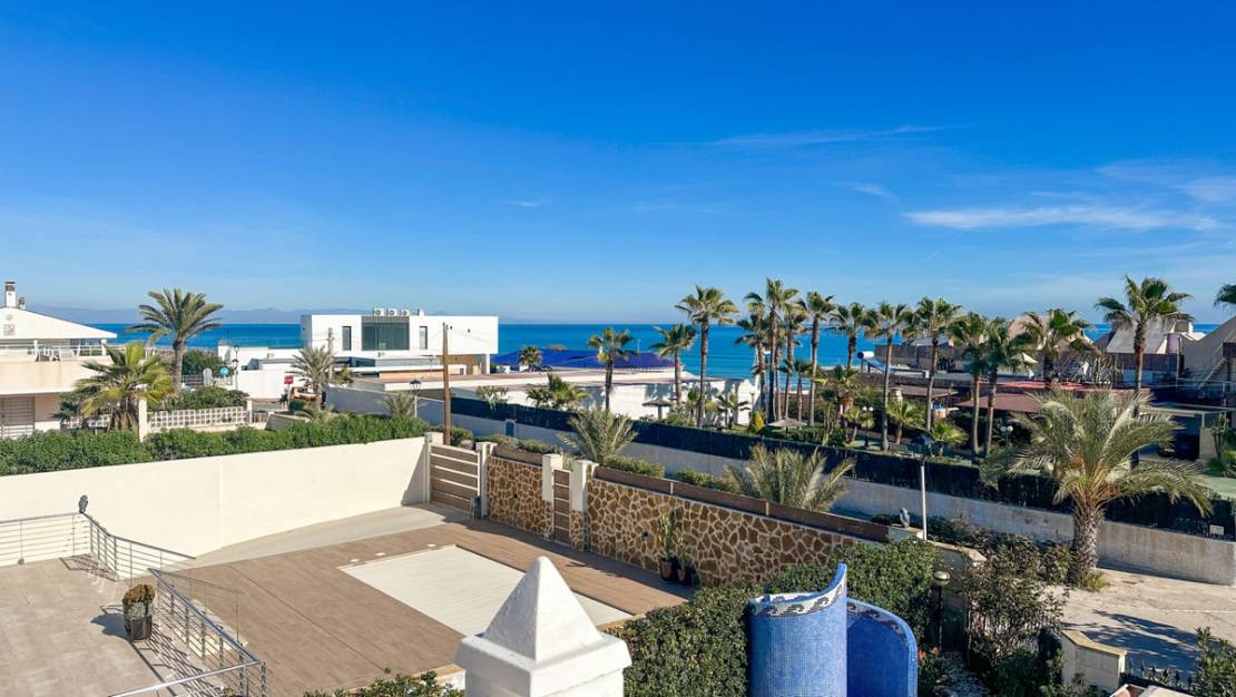 Sale - Villa - Torrevieja - La Mata