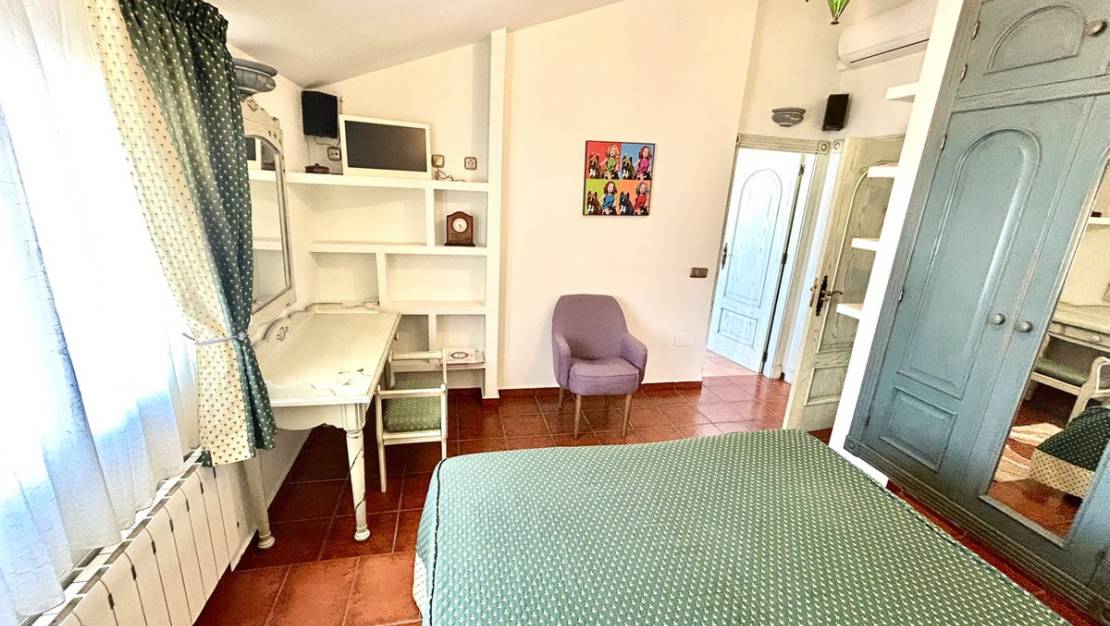 Sale - Villa - Torrevieja - La Mata