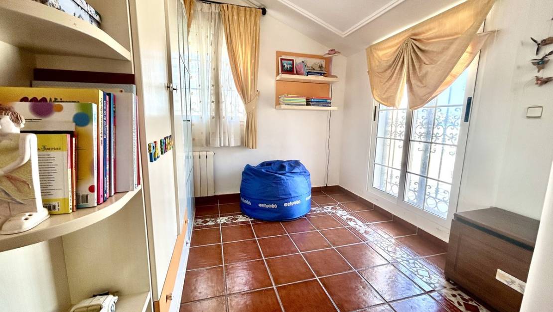 Sale - Villa - Torrevieja - La Mata
