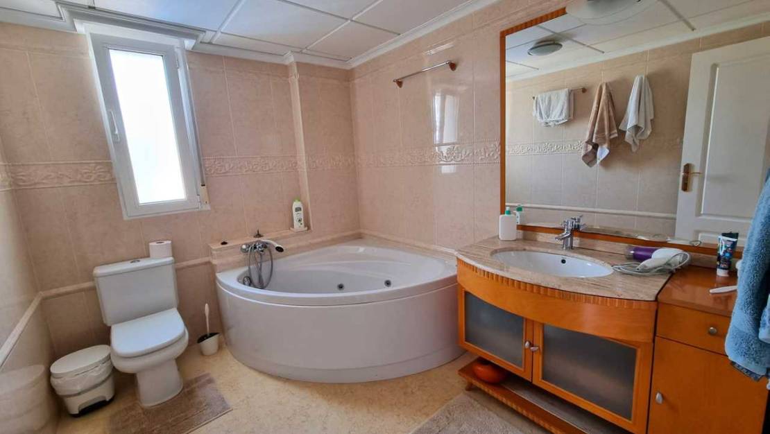 Sale - Villa - Torrevieja - La Mata