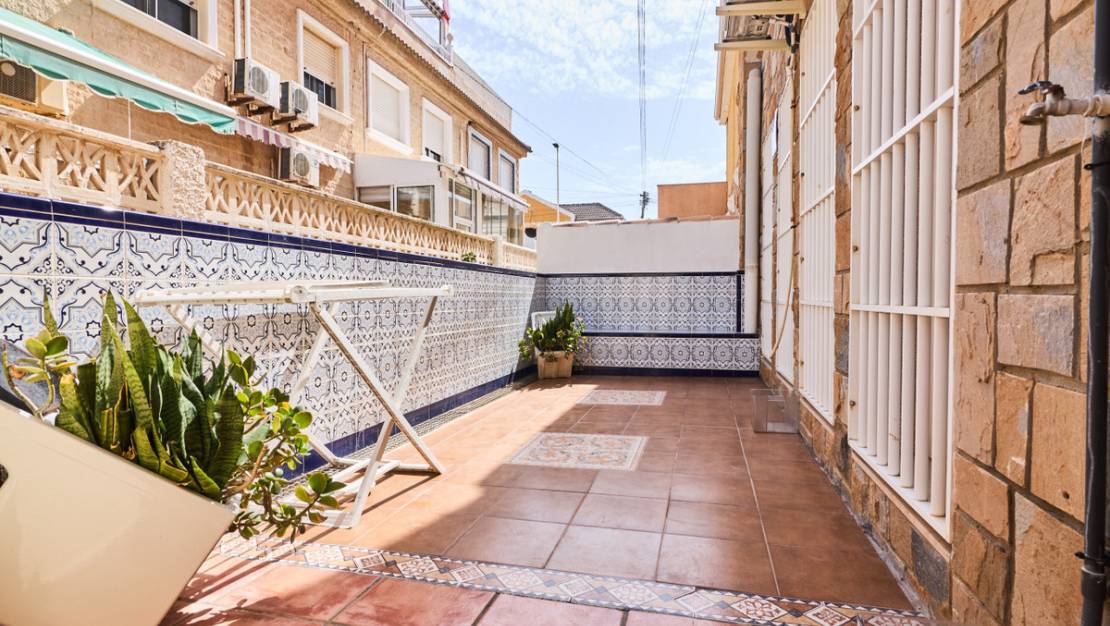 Sale - Villa - Torrevieja - La Mata