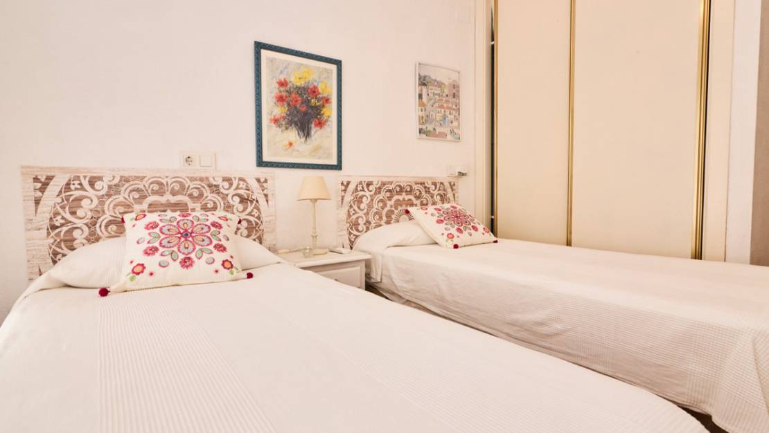 Sale - Villa - Torrevieja - La Mata
