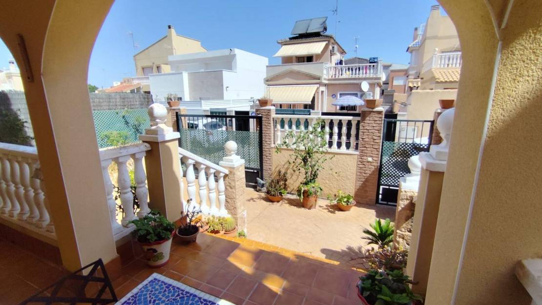 Sale - Villa - Torrevieja - La Mata