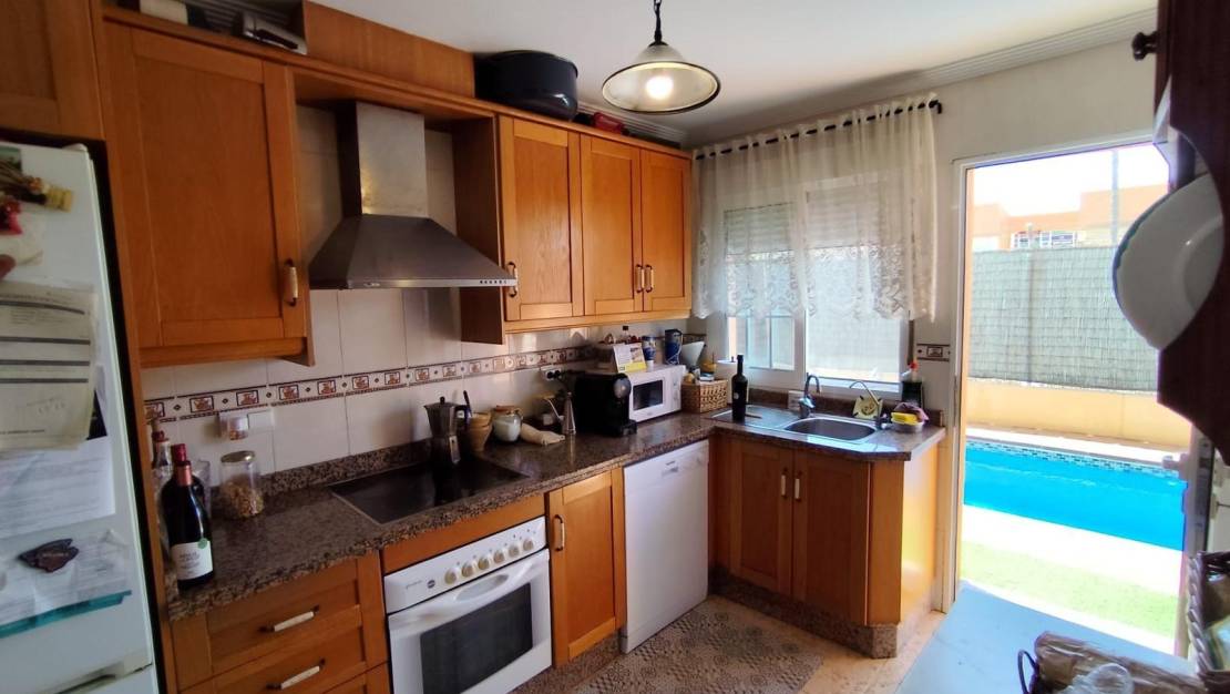 Sale - Villa - Torrevieja - La Mata