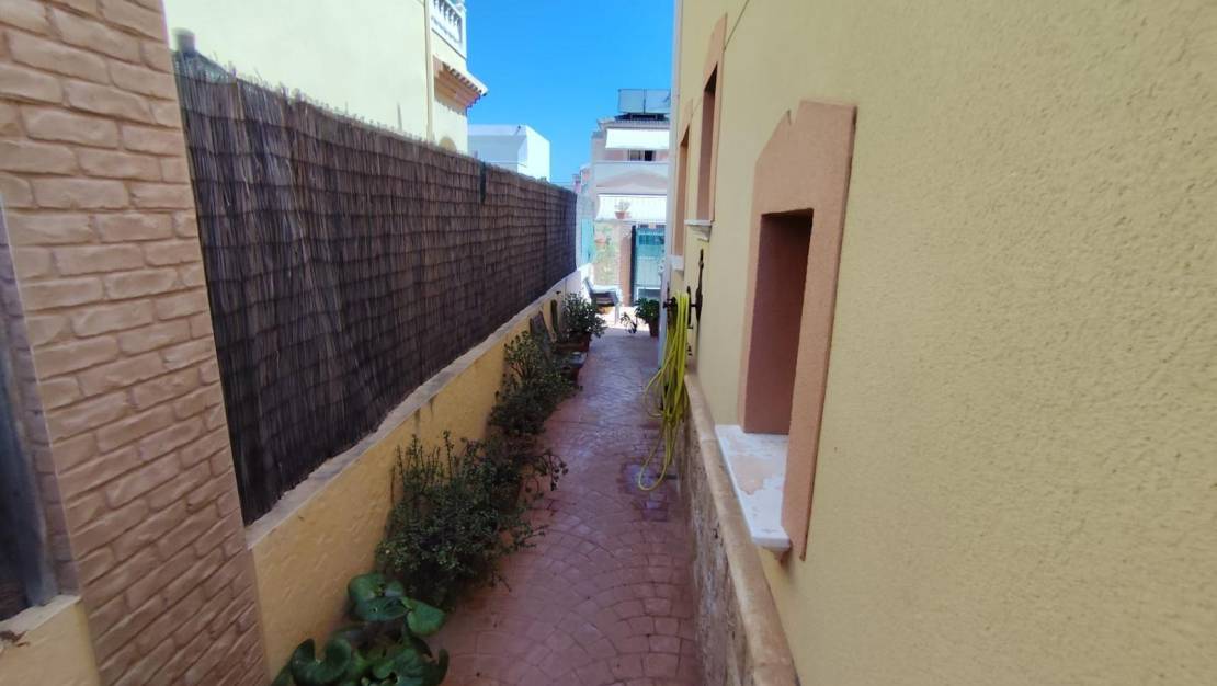 Sale - Villa - Torrevieja - La Mata