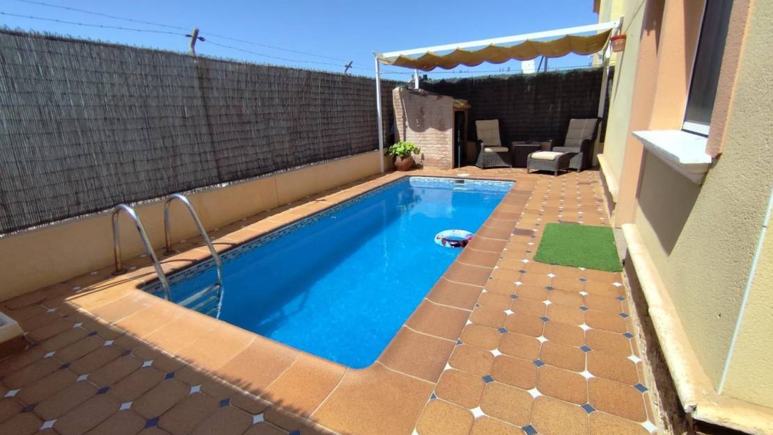 Sale - Villa - Torrevieja - La Mata