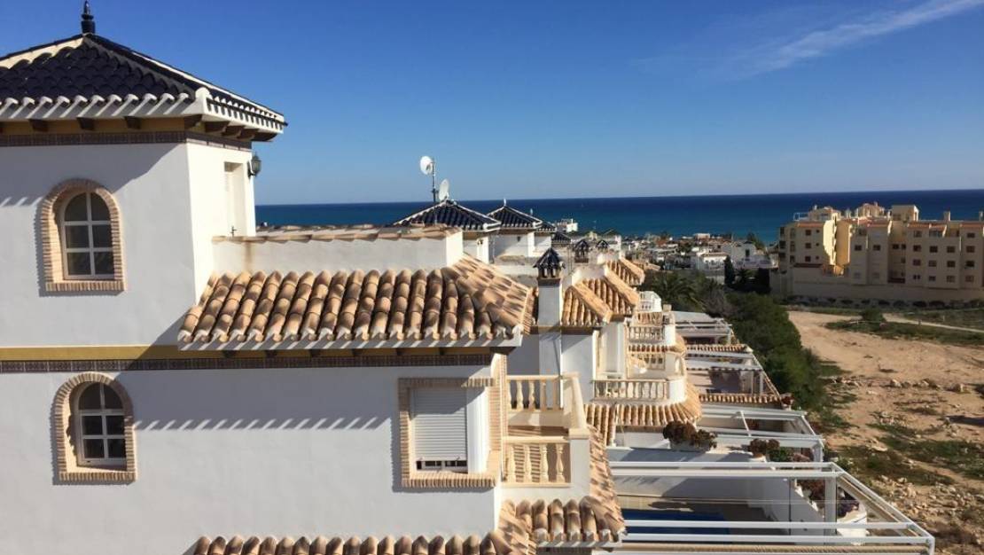 Sale - Villa - Torrevieja - La Mata