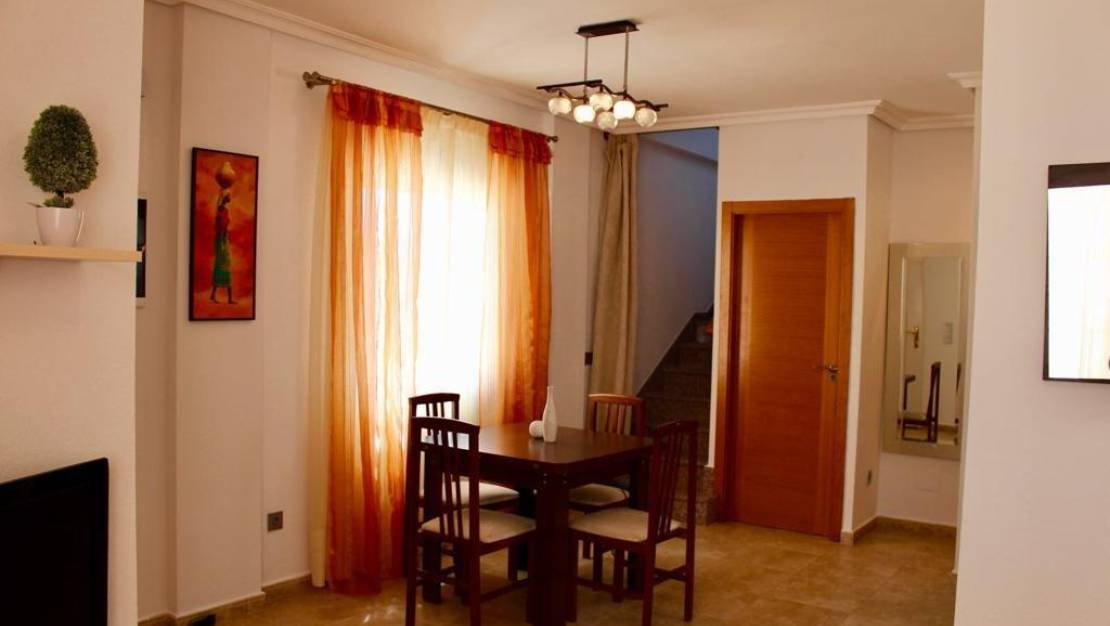 Sale - Villa - Torrevieja - La Mata