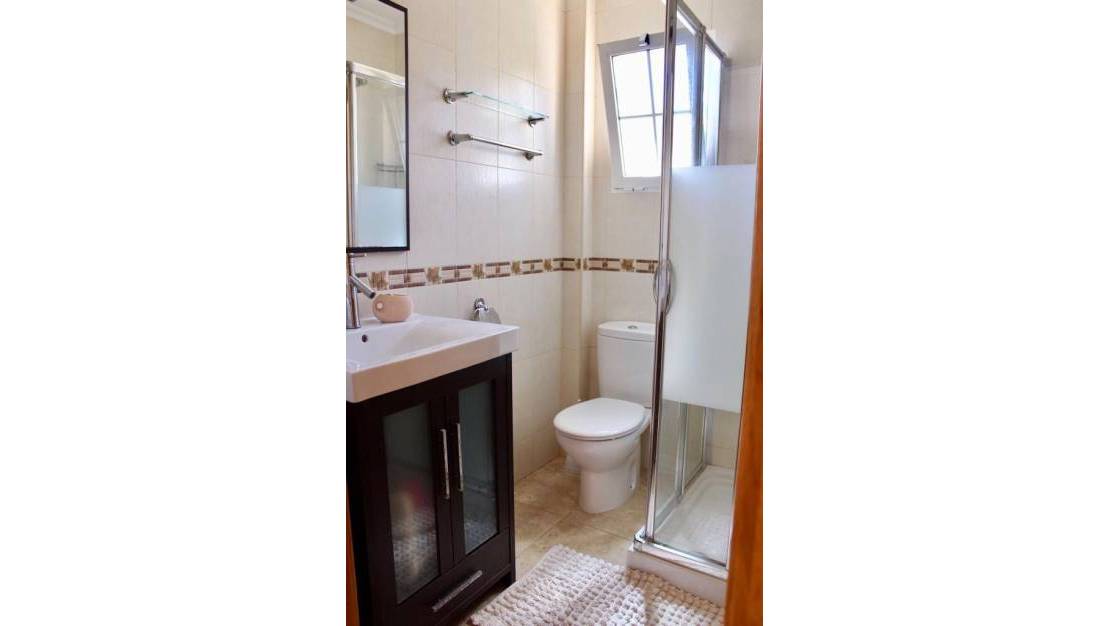 Sale - Villa - Torrevieja - La Mata