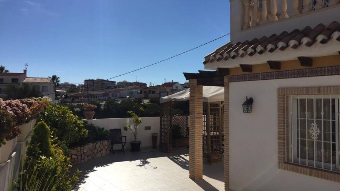 Sale - Villa - Torrevieja - La Mata